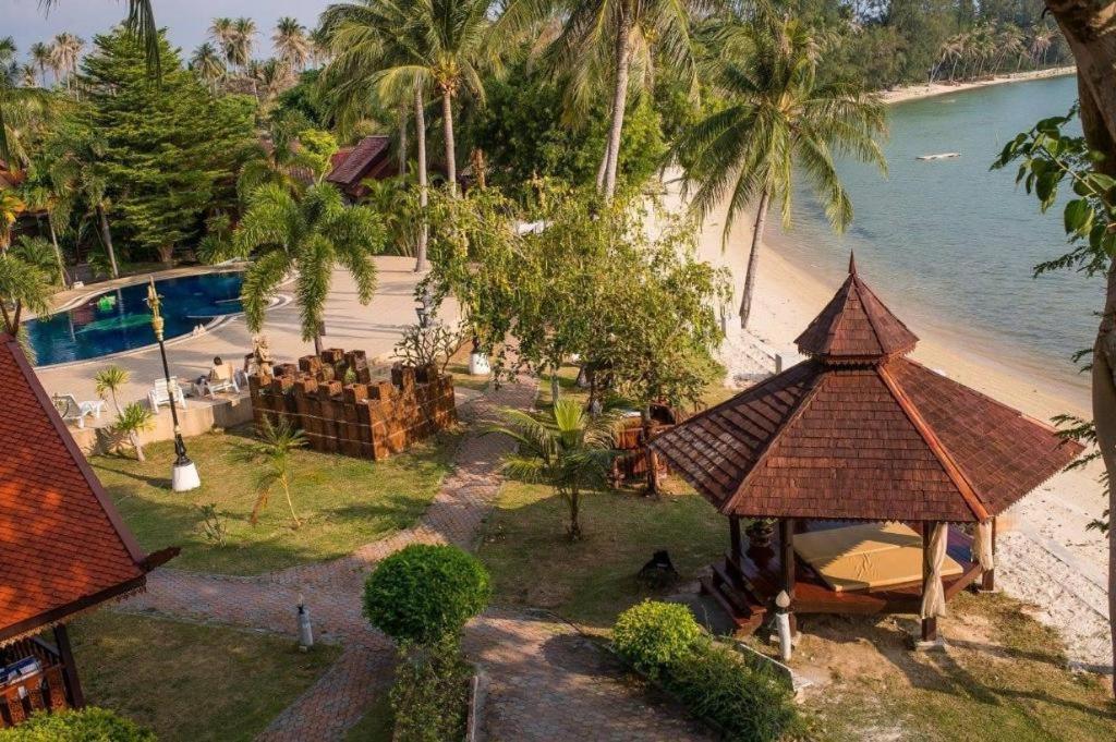 Grand Sea Beach Resort Haad Rin Extérieur photo